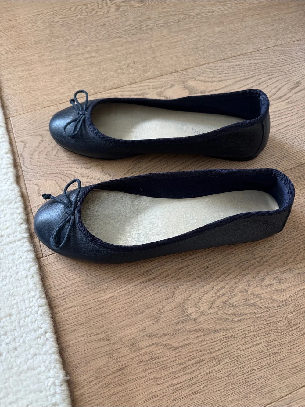Classic Women's Black Ballet Flats - Comfortable Everyday Slip-Ons